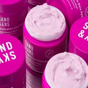 Sand & Sky Australian Emu Apple Mask in Pink